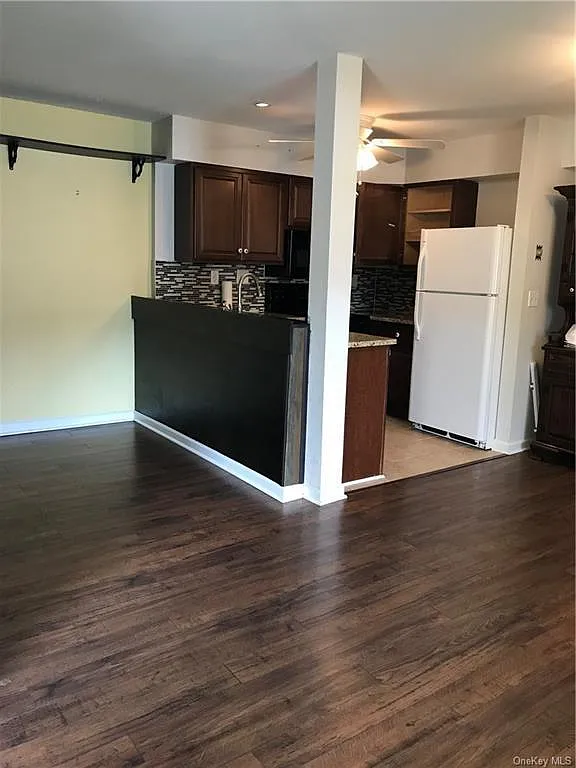 Studio, 535 sqft, $1,566 — Photo 4