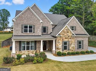 810 Eagle Crossing Dr, Lawrenceville, GA 30044