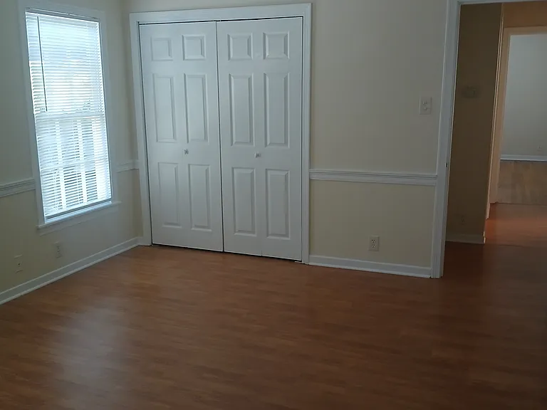 920 Iris St — Photo 15