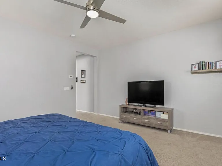 15732 W Pierce St — Photo 11