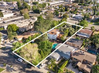 15401 Saticoy St, Van Nuys, CA 91406