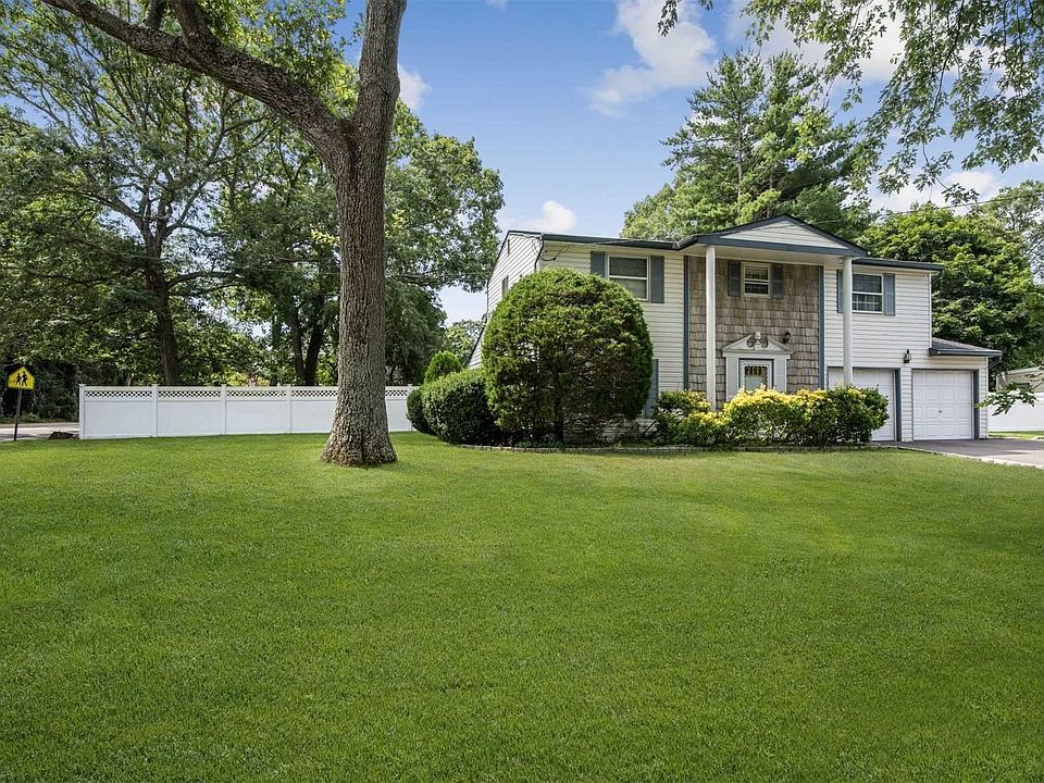 1st image of 2 Shamrock Ln