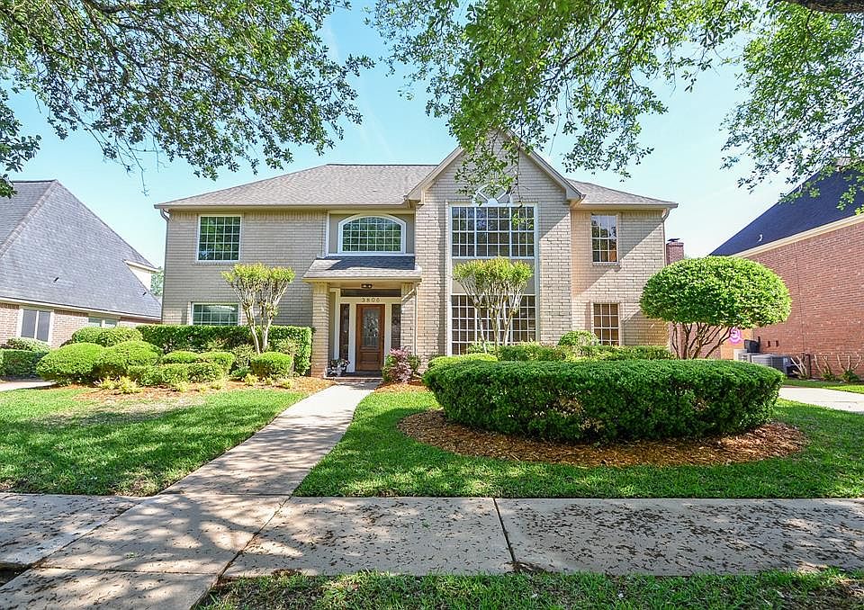 1st image of 3806 W Wisteria Cir