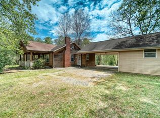 63 Creekmont Dr, Blairsville, GA 30512