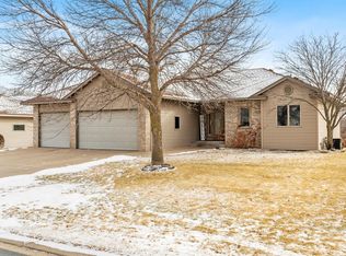 632 Westwind Ave, Shakopee, MN 55379