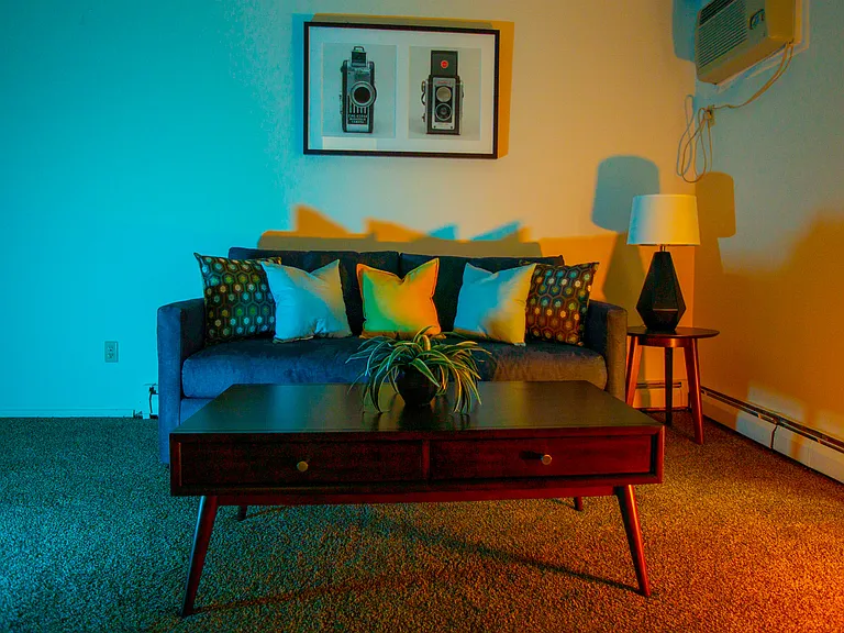 College Towers Apartments — Photo 63