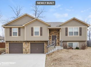 809 Logan Ave, Belton, MO 64012