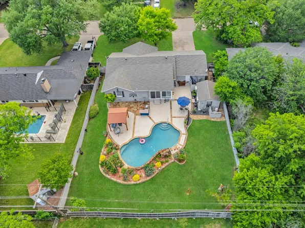 4025 Piedmont Rd, Fort Worth, TX 76116