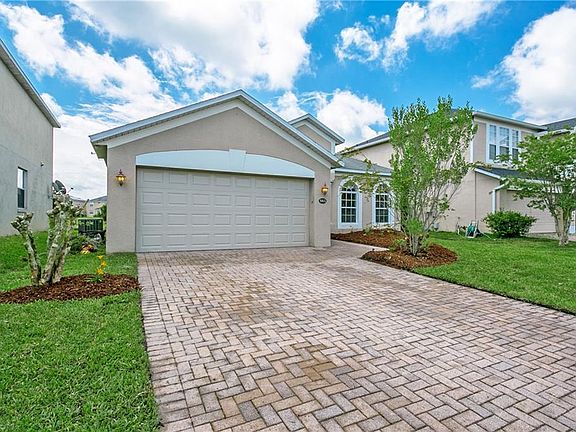 3rd image of 663 Groves End Ln
