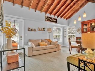 6511 SW 39th St, Miami, FL 33155