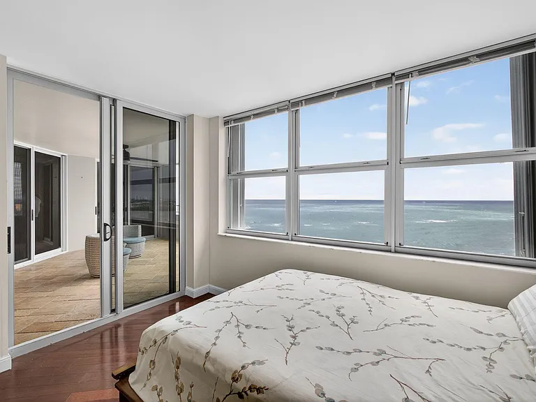 5200 N Ocean Dr #1004 — Photo 21