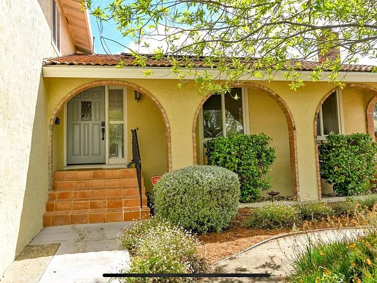 3623 Mahogany Ct — Photo 1
