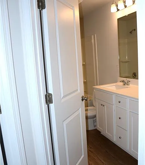 1121 Point Place Dr — Photo 28