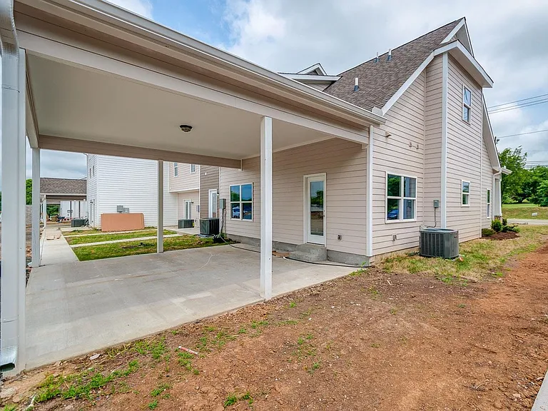 4325 Ashland City Hwy #7 — Photo 2