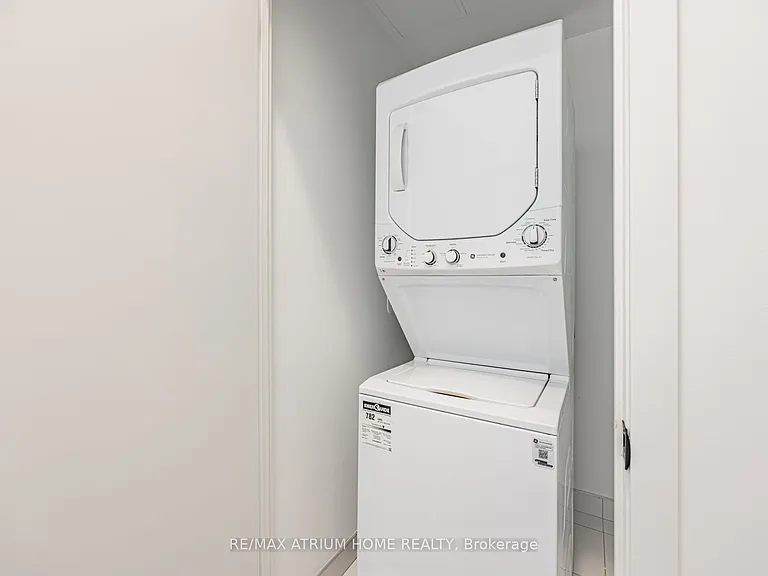 285 Dufferin St #706 — Photo 24