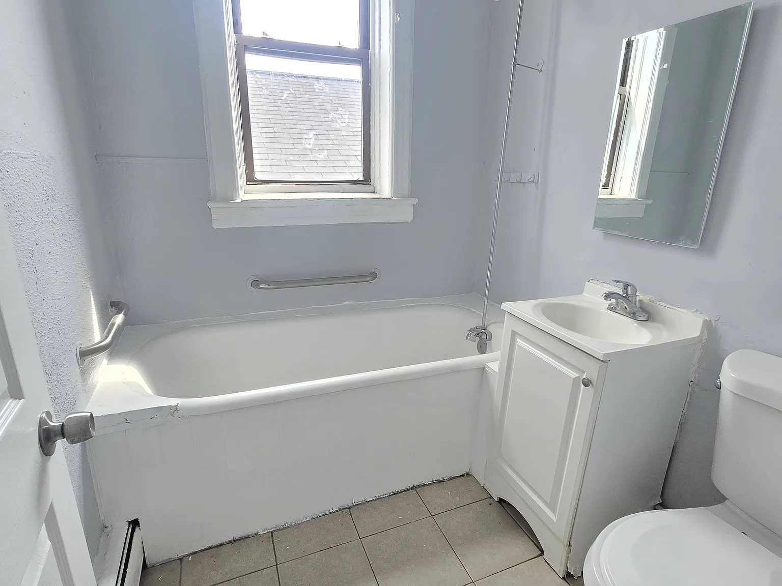 3 bed, $2,300 — Photo 4