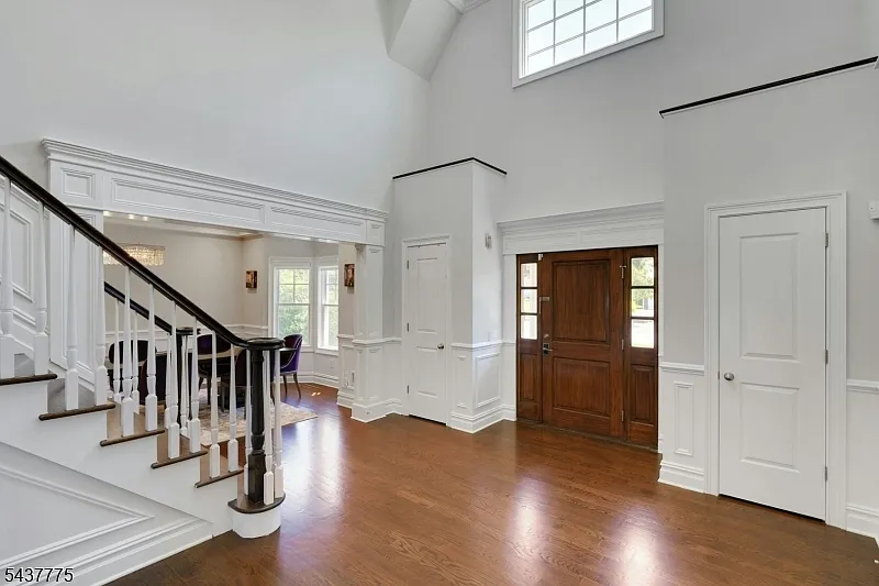 7 bed, 6.5 bath, $17,000 — Photo 4
