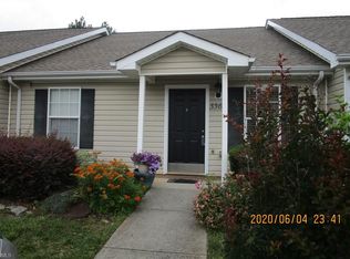 3361 Hyde Place Cir, Winston Salem, NC 27103