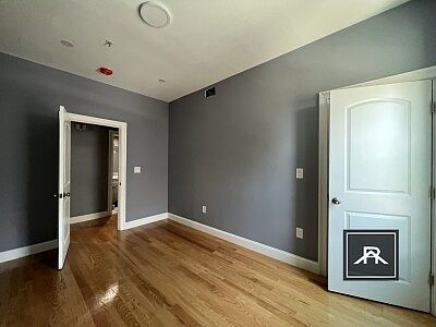 5th image of 343 Cambridge St #2