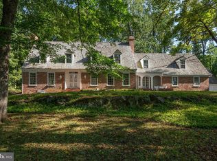 8 Fox Chase Rd, Malvern, PA 19355