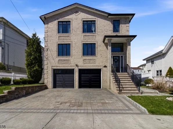 431 Forest St, Kearny Town, NJ 07032