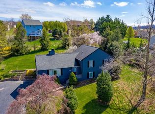 267 Long Meadow Rd, Fishersville, VA 22939