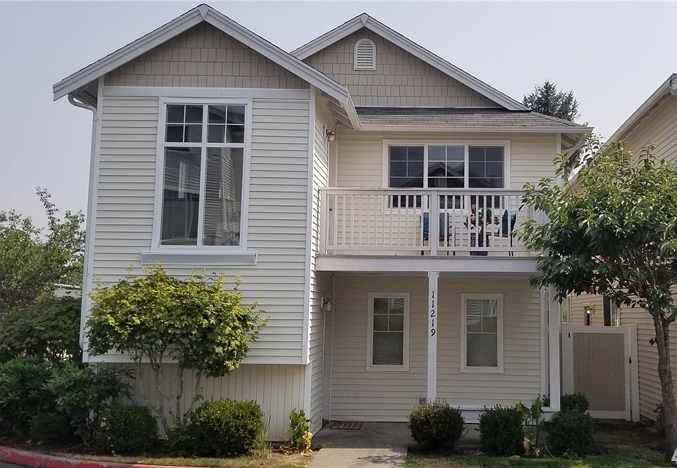 1st image of 11219 3rd Avenue Ct E