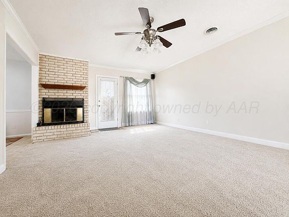 2nd image of 216 Juniper St