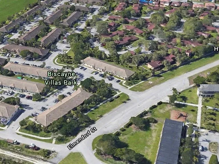 13252 Old Biscayne Dr #802 — Photo 3