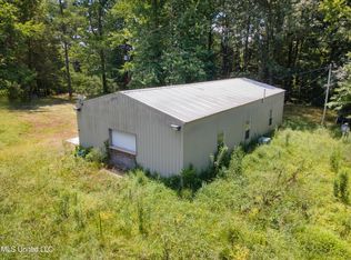 1102 S Red Banks Rd #A, Holly Springs, MS 38635