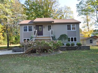111 Condon Rd, Stillwater, NY 12170