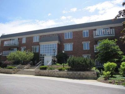 13335 Watertown Plank Rd, Elm Grove, WI, 53122