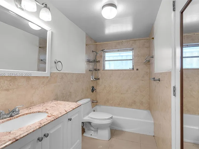 5560 W 6th Ave — Photo 16