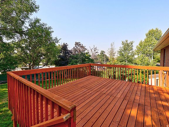 3rd image of 518 Aspen Way