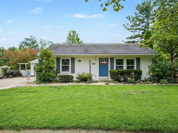 2423 Eastfield Dr, Niles, MI 49120
