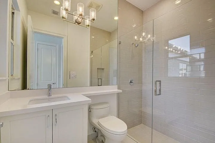 12832 Veneto Springs Dr — Photo 26