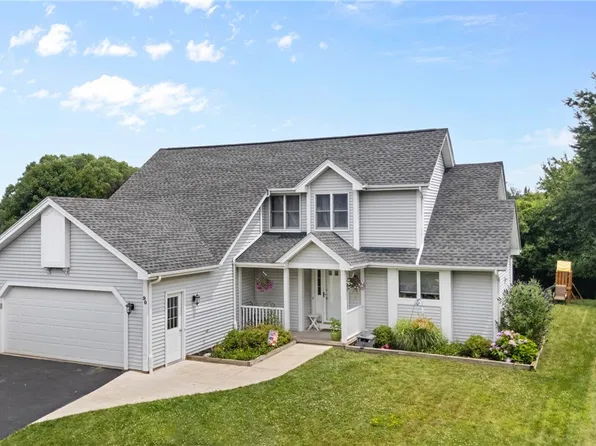 90 Sewilo Hills Dr, Rochester, NY 14622