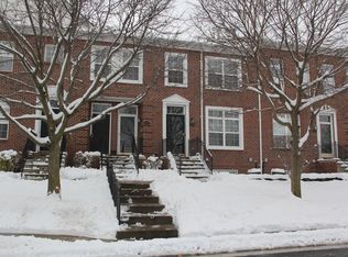 42797 Richmond Dr, Sterling Heights, MI