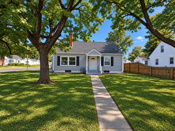 66 Curve St, Springfield, MA 01104