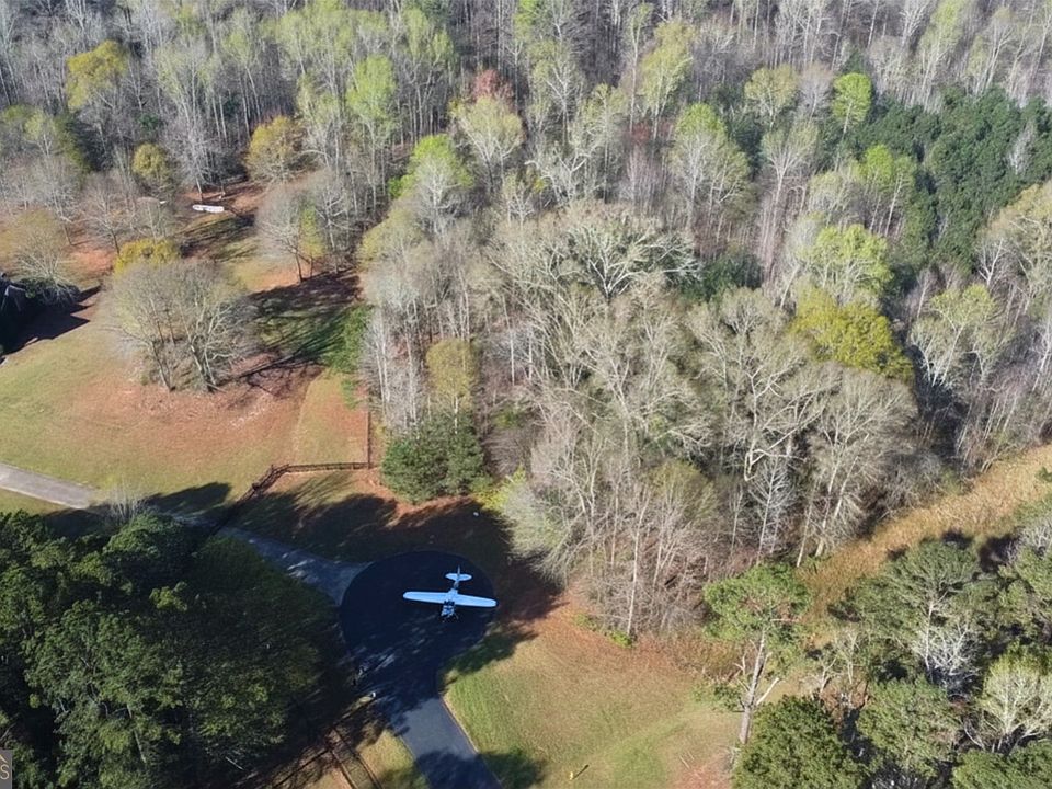 1st image of 44 Aileron Ln