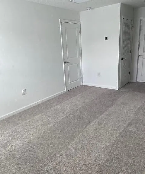 622 Papillon St SW — Photo 7