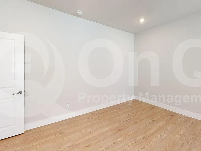 324 Palo Duro St — Photo 12