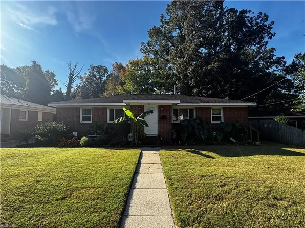 911 Mildred St, Norfolk, VA 23518