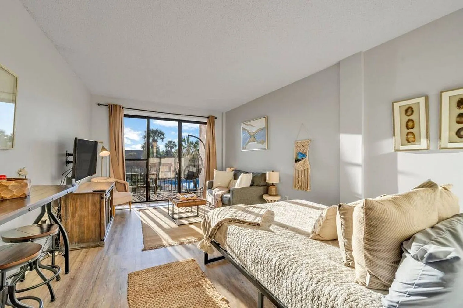 Studio, 1.0 bath, 3498 sqft, $1,655 — Photo 2