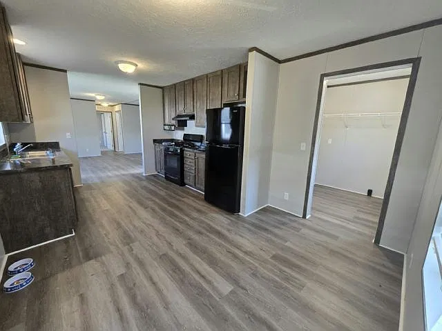3 bed, 1152 sqft, $2,250 — Photo 4