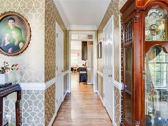 2nd image of 10102 Ashley Manor Ln