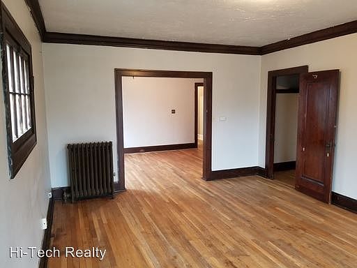 1st image of 1313 W 112th St APT 8