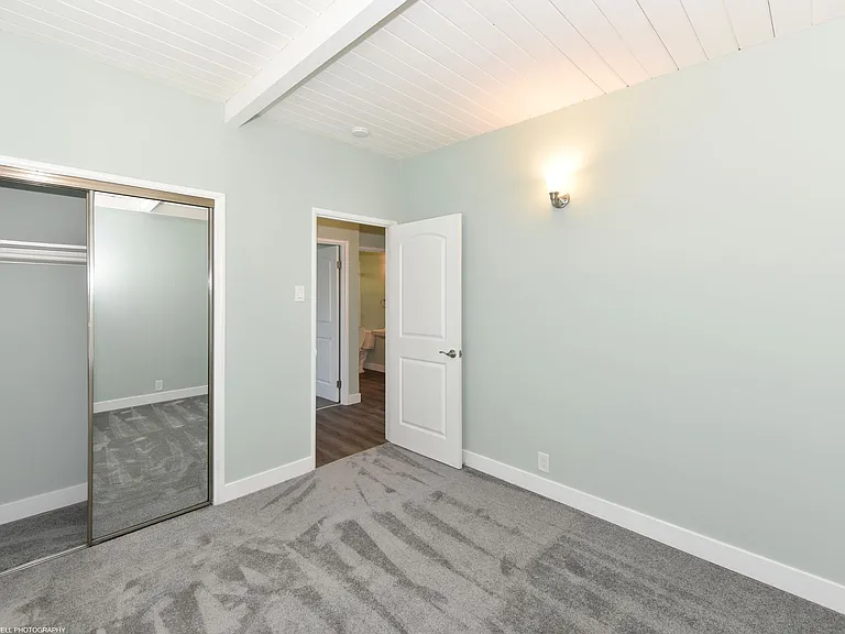 3205 & 3209 California St — Photo 14
