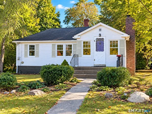 50 Kenyon Road, Waterford, CT 06385
