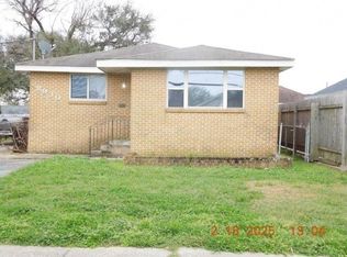 8930 Curran Rd, New Orleans, LA 70127